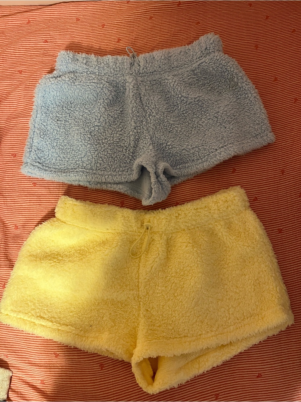 Cozy Fleece Women's Shorts - Blue & Yellow